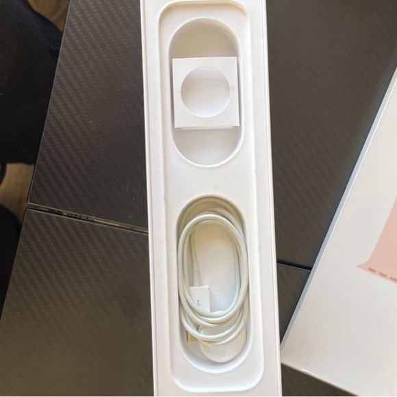 Series 5 Apple Watch main image 6